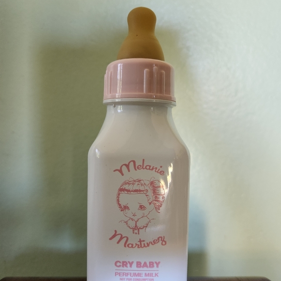 *EMPTY* Melanie Martinez Cry Baby Milk Perfume Bottle - Picture 2 of 3